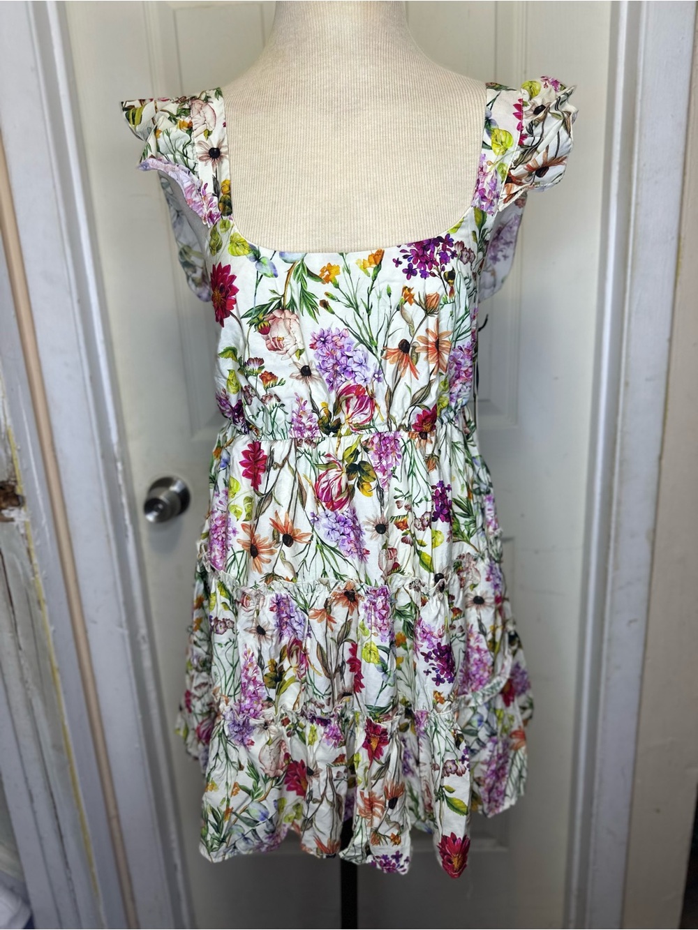 Liberty Love Floral Tiered Mini Dress  Open Bow Back Flutter Sleeve Sz Large L